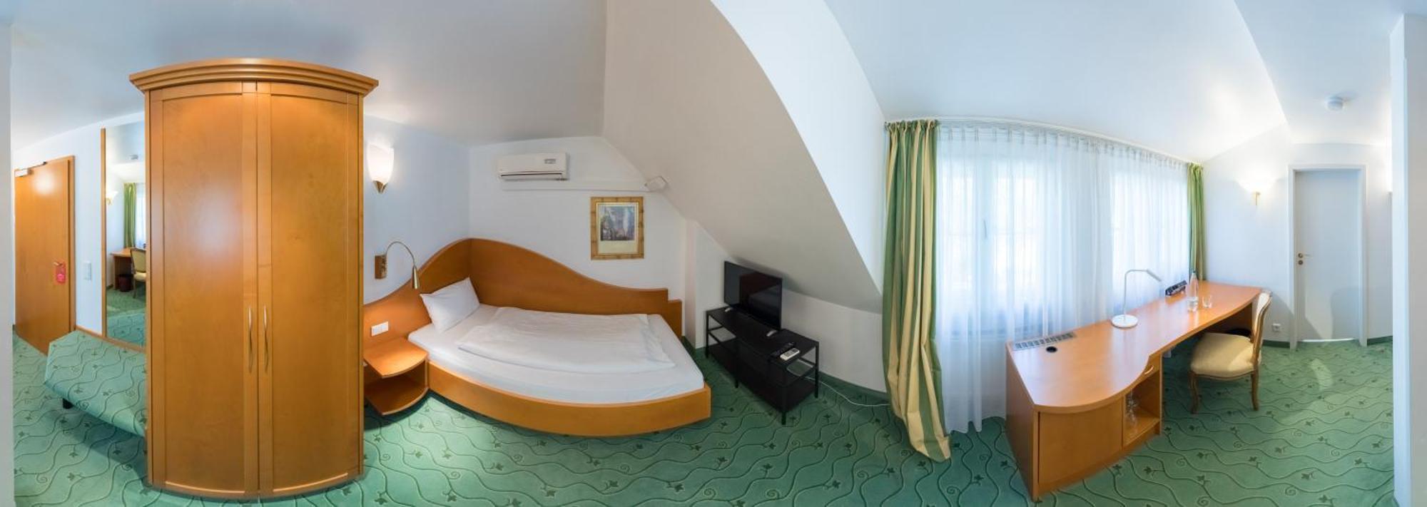 Hotel Villa Im Park デュッセルドルフ 部屋 写真