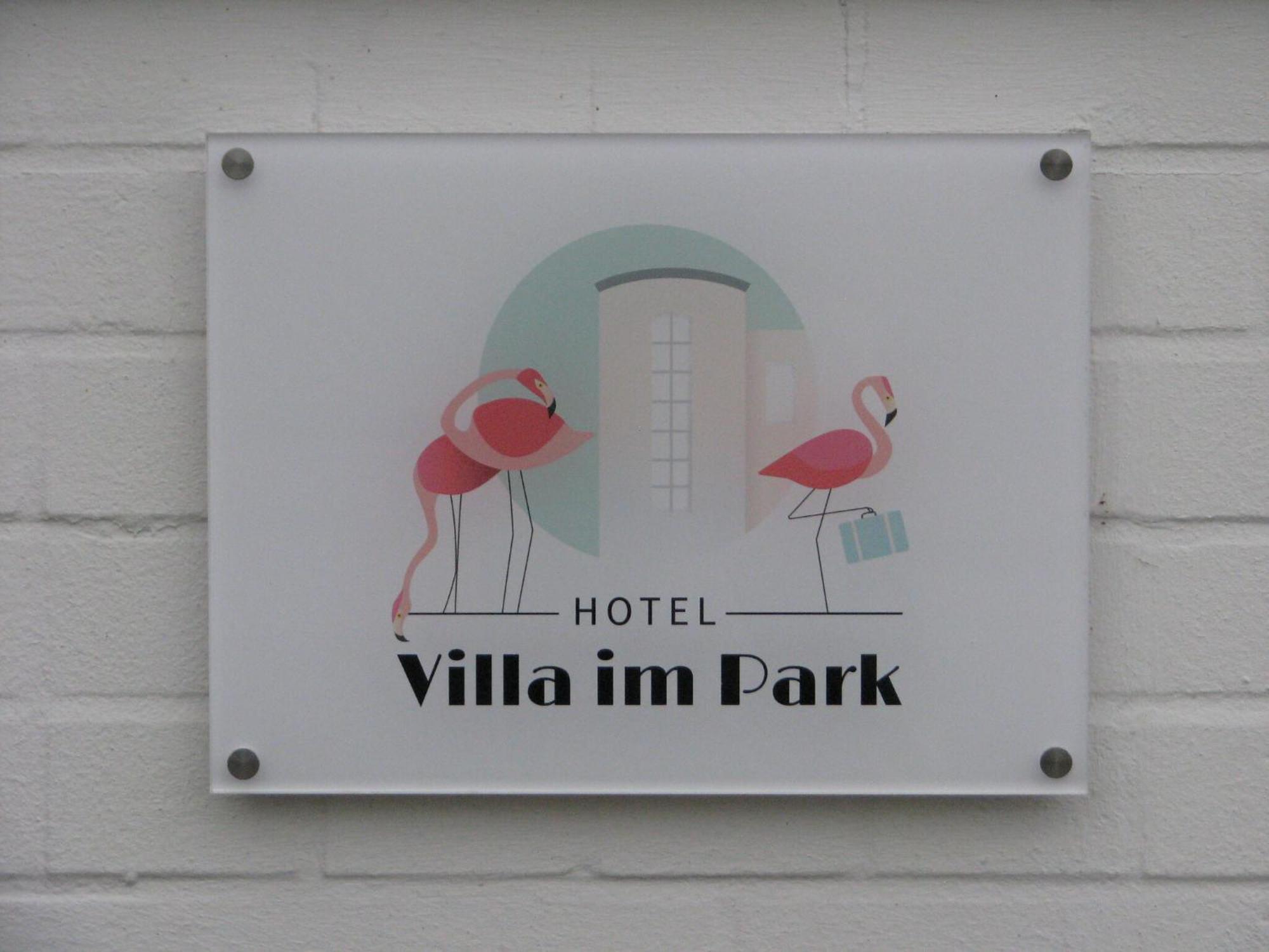 Hotel Villa Im Park デュッセルドルフ エクステリア 写真